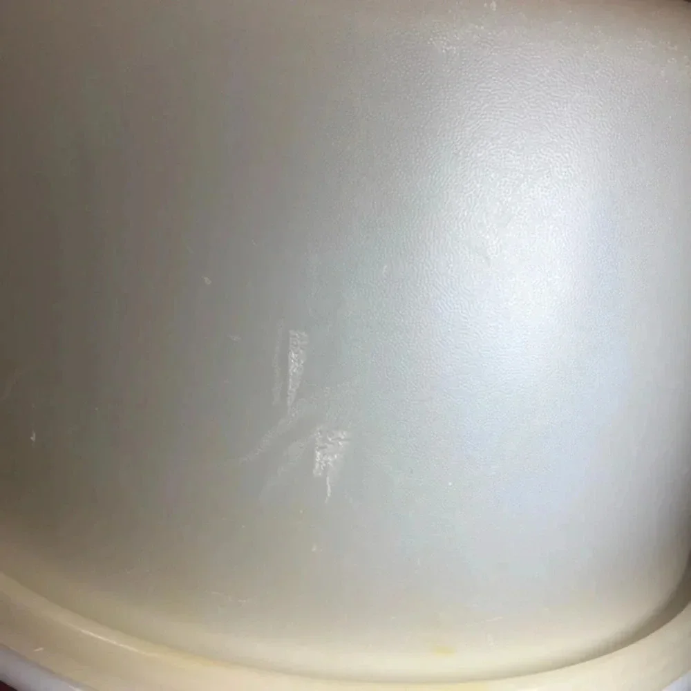 Tupperware 10